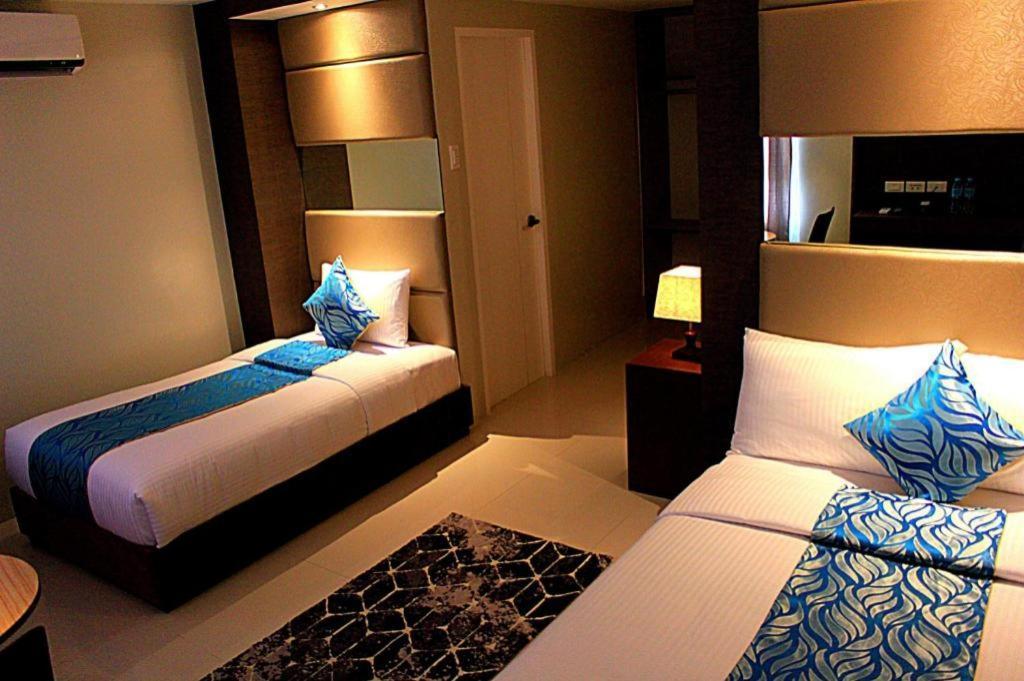 Hotel Estrella Tacloban Exteriör bild