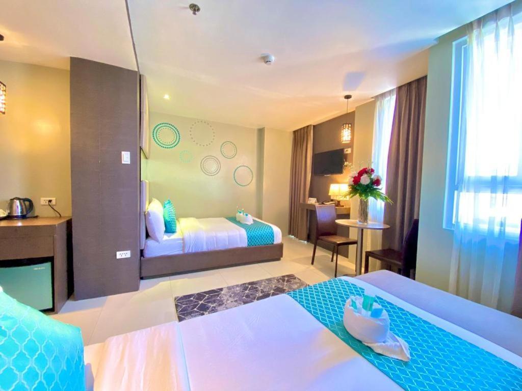 Hotel Estrella Tacloban Exteriör bild