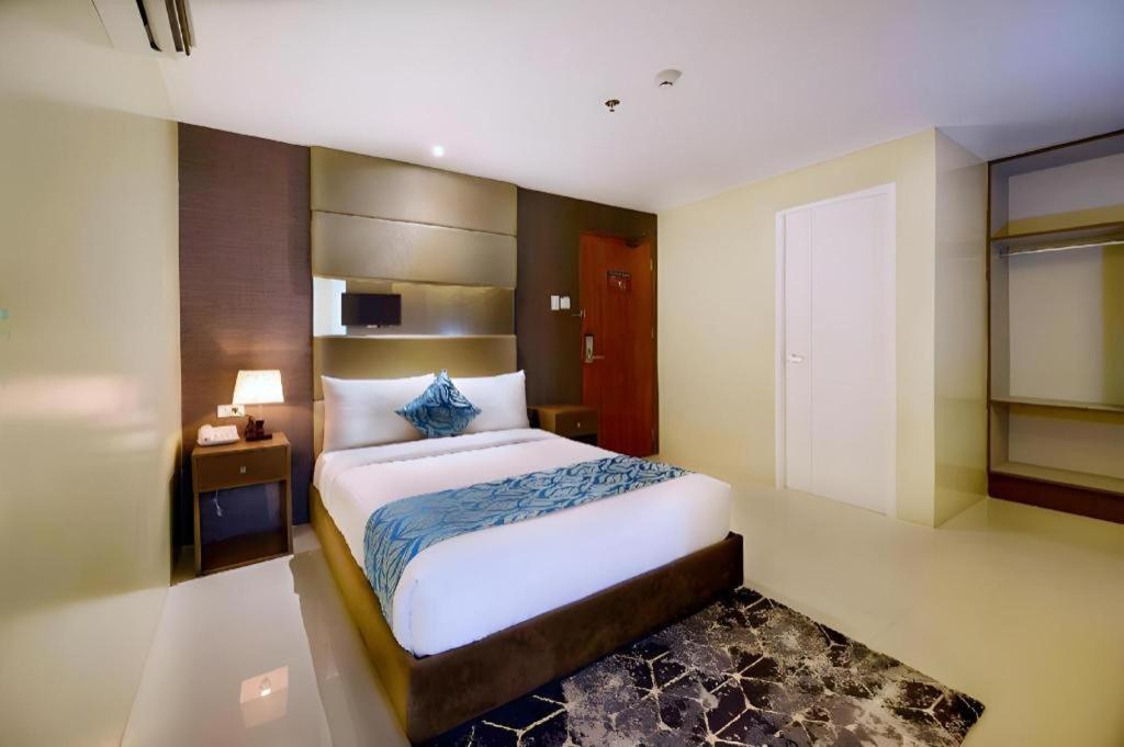 Hotel Estrella Tacloban Exteriör bild